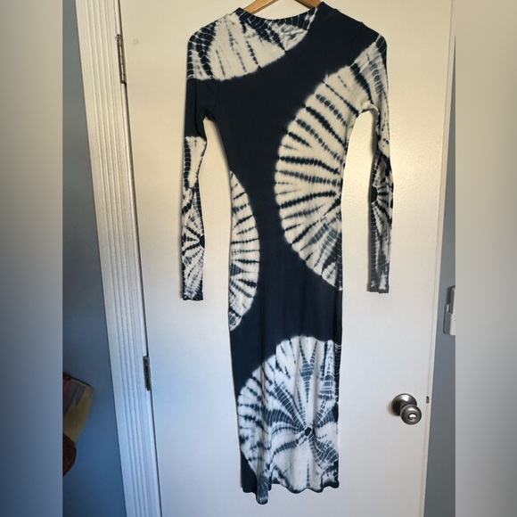 Young Fabulous & Broke Navy and White Long Sleeve Dress - Picture 2 of 4